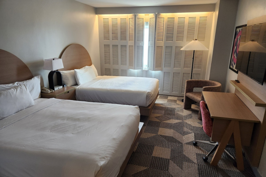 Miami International Airport Hotel 7/16