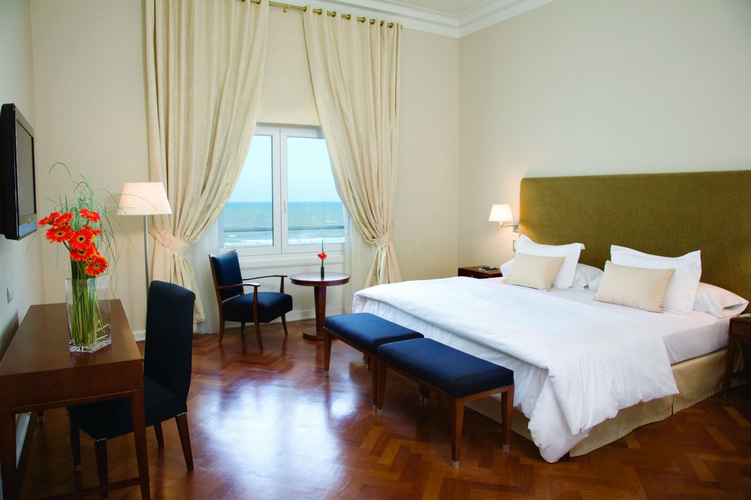 Nh Gran Hotel Provincial 9/35