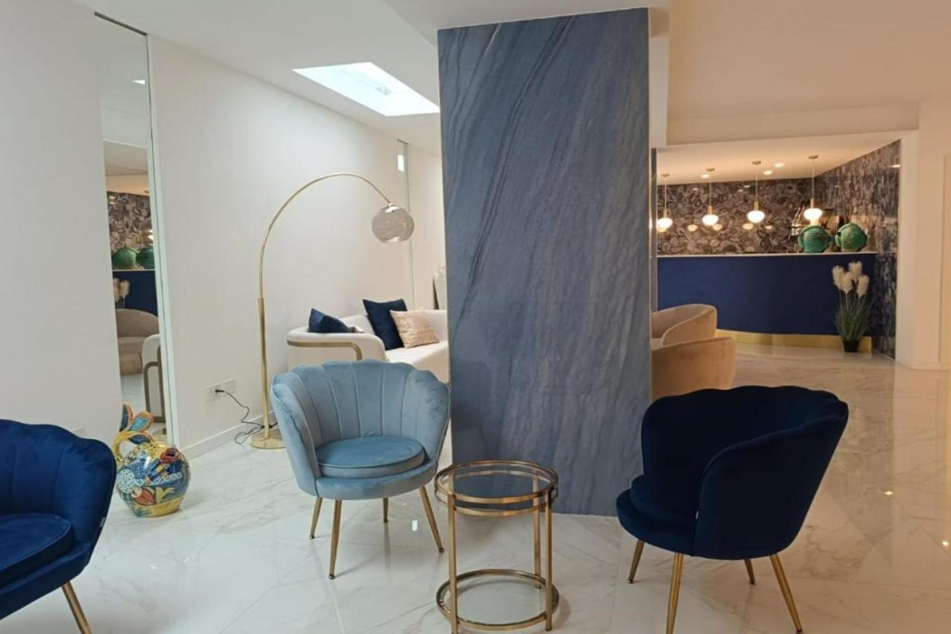 Eden Bleu 23/67