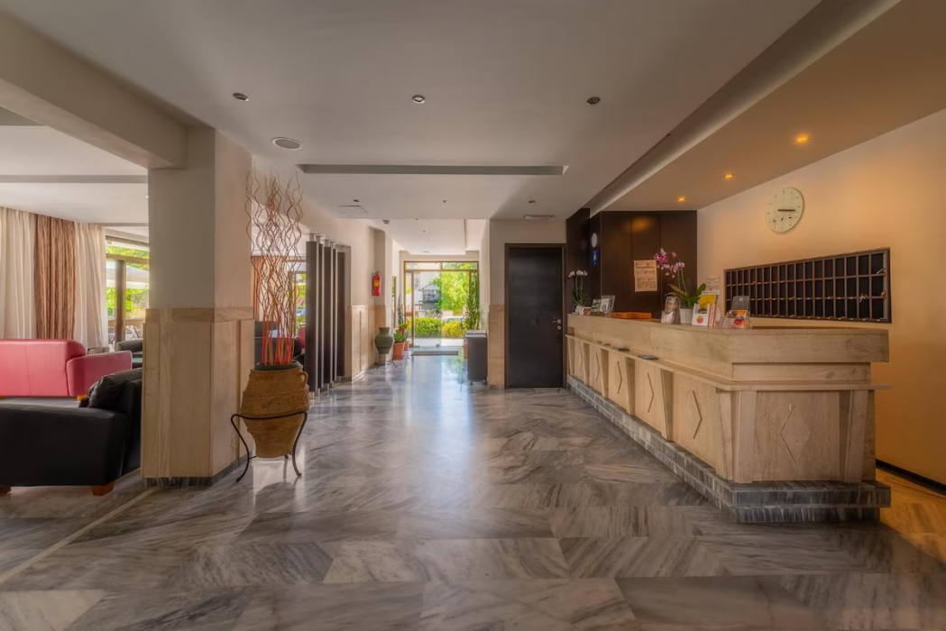 Dimitris Paritsa Hotel 10/44