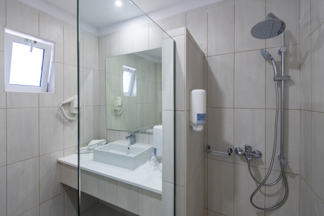 Gaia Royal Hotel 63/86