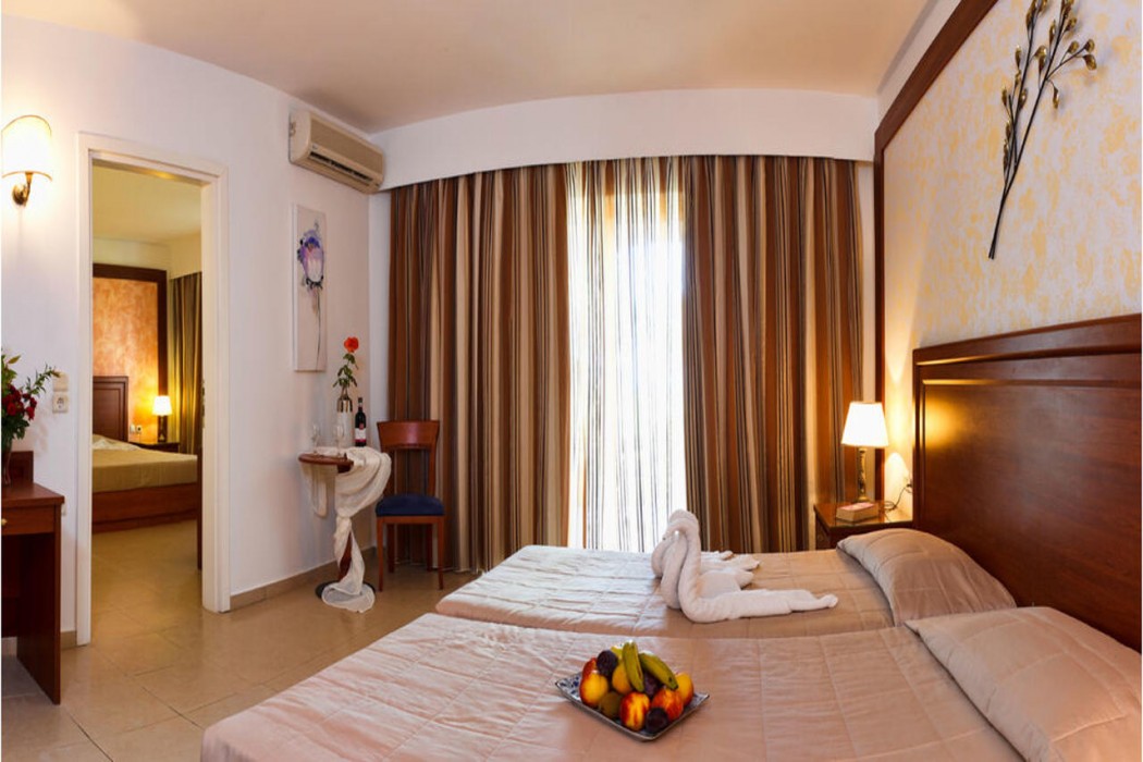 Gaia Royal Hotel 39/86