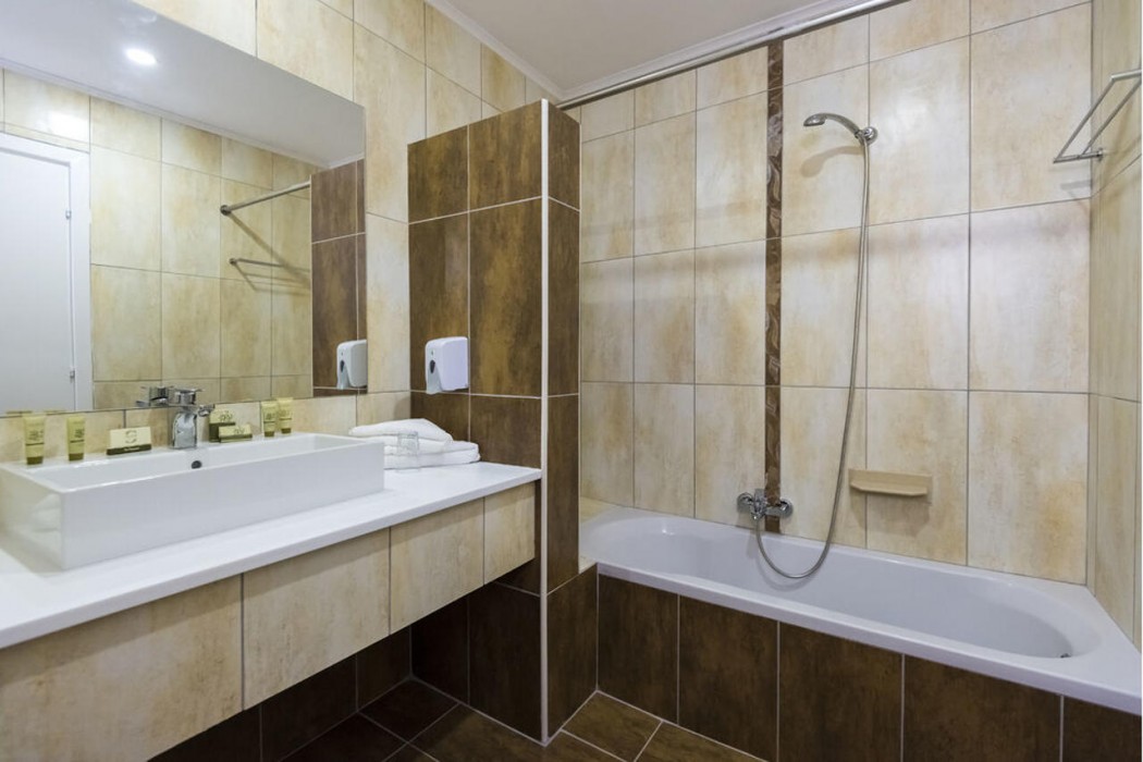 Gaia Royal Hotel 32/86