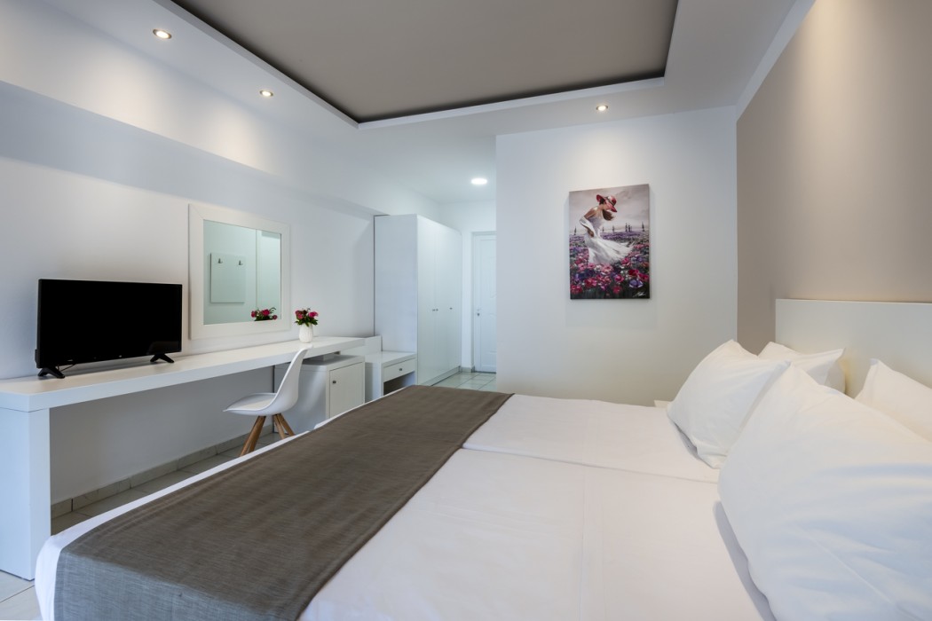 Gaia Royal Hotel 59/86