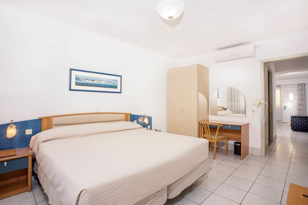 Kosta Palace City Hotel 20/157