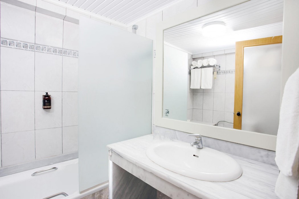 Kosta Palace City Hotel 86/157