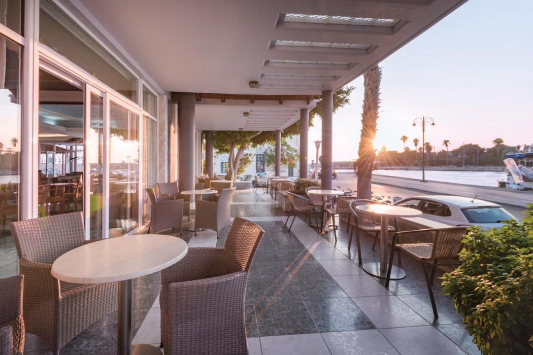 Kosta Palace City Hotel 117/157