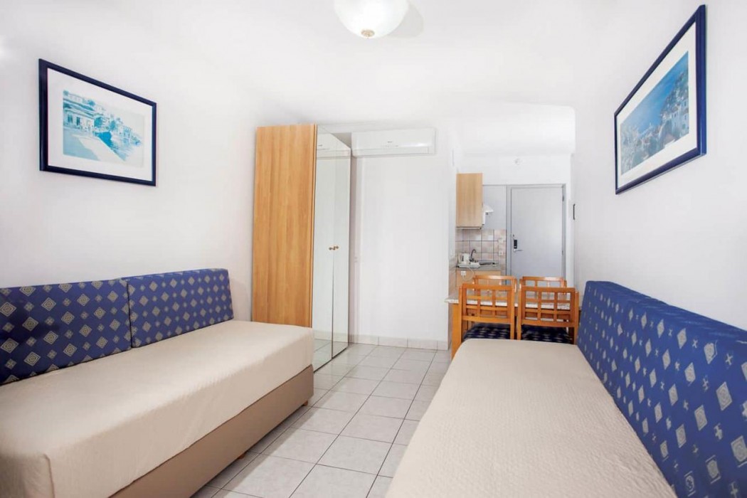 Kosta Palace City Hotel 14/157