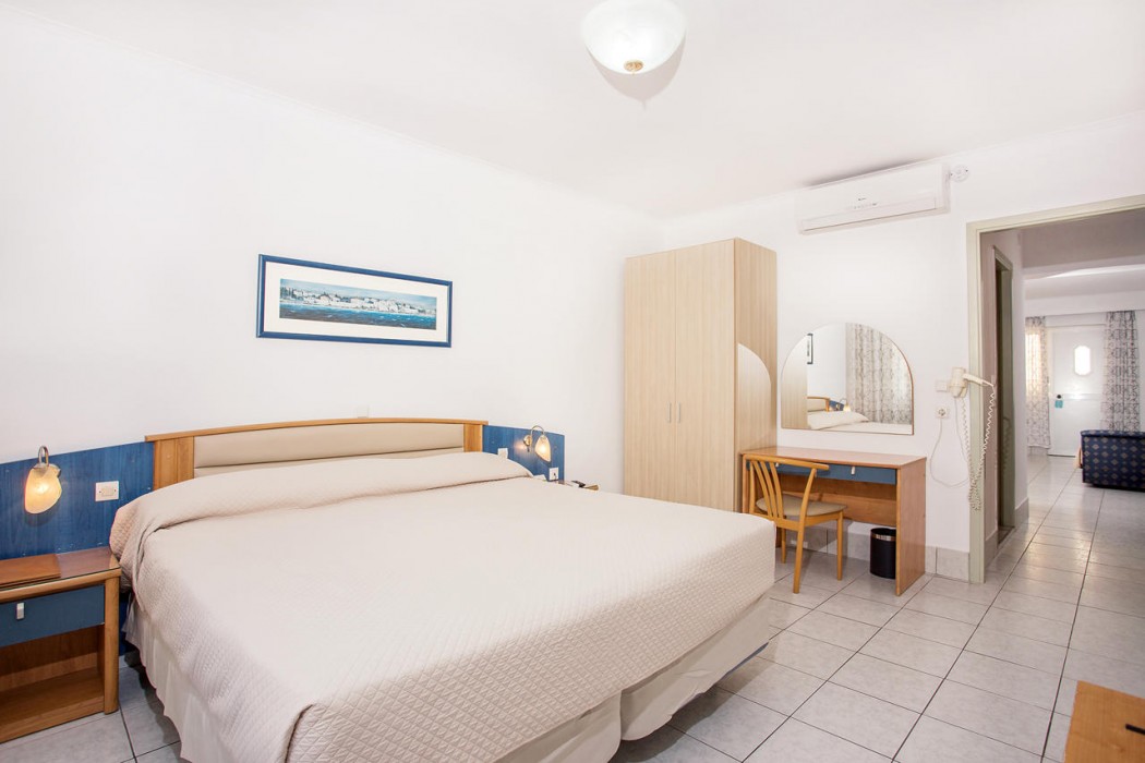 Kosta Palace City Hotel 73/157