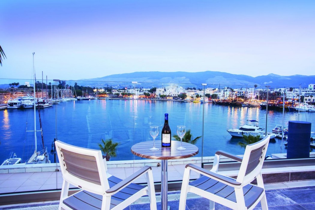 Kosta Palace City Hotel 130/157