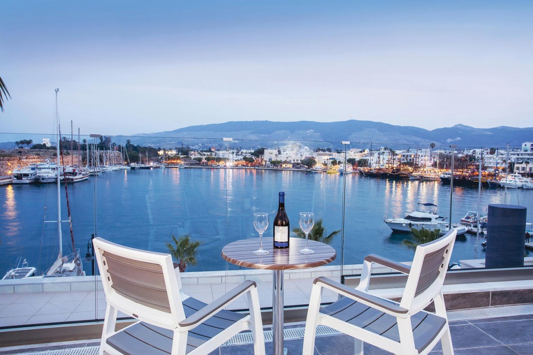 Kosta Palace City Hotel 52/157