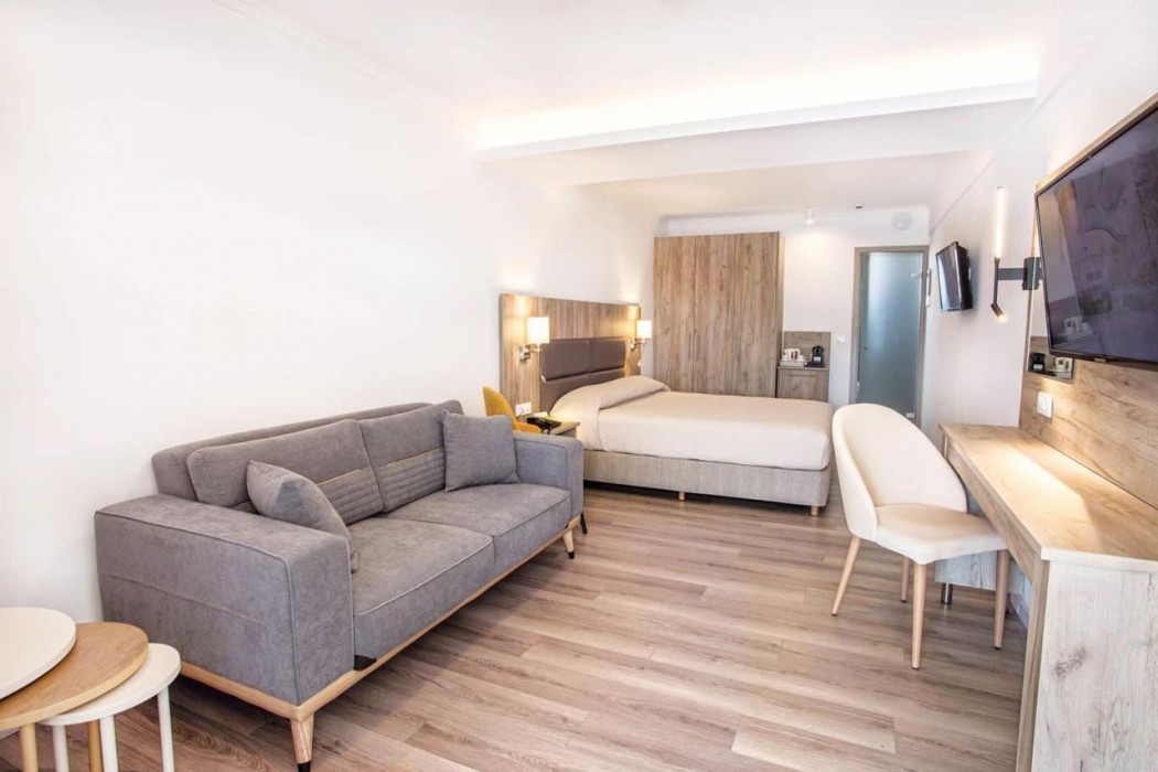 Kosta Palace City Hotel 15/157