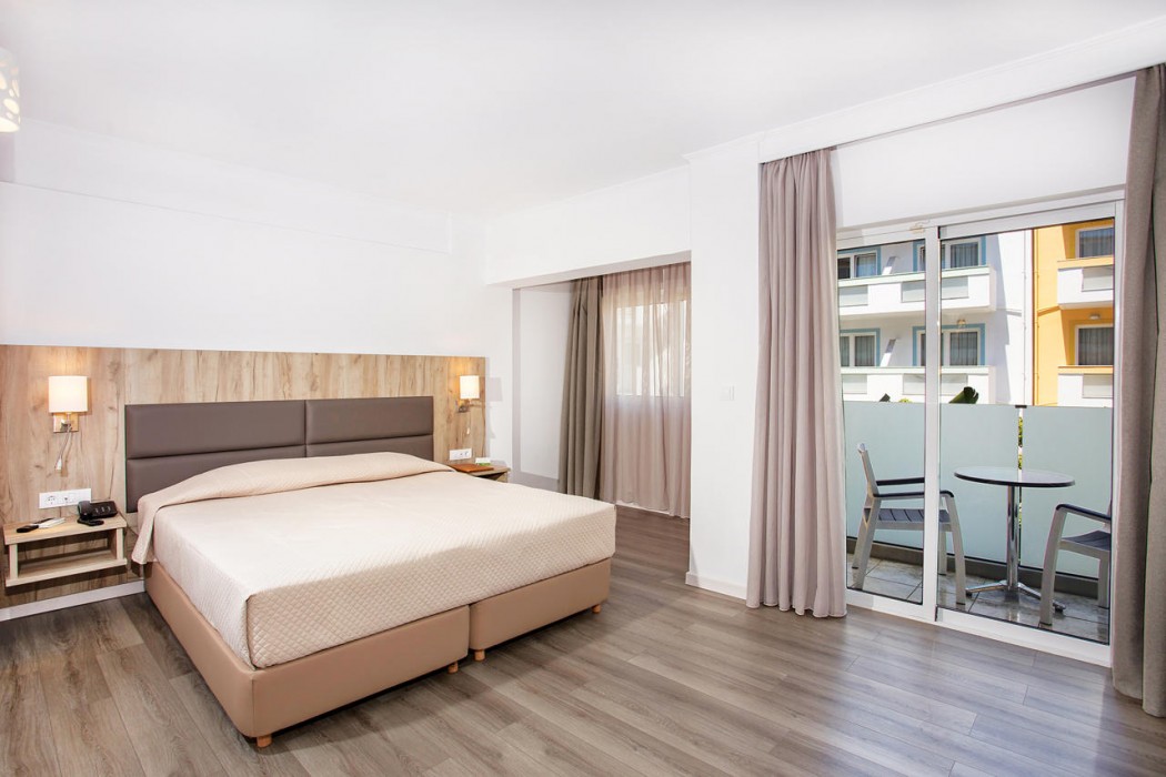 Kosta Palace City Hotel 97/157
