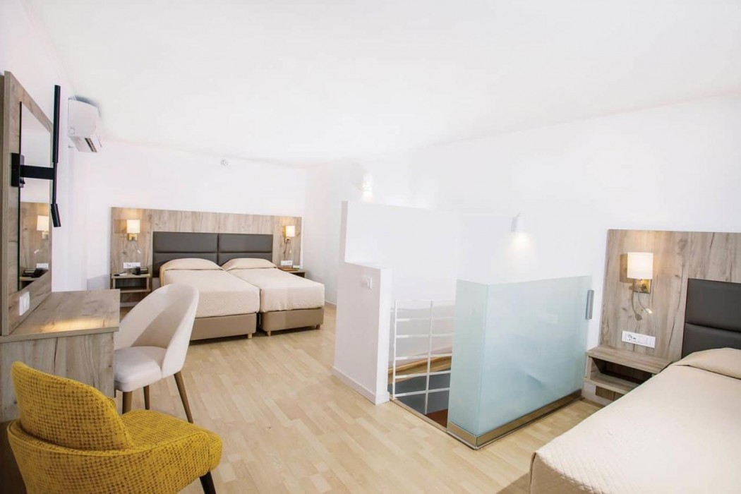 Kosta Palace City Hotel 26/157