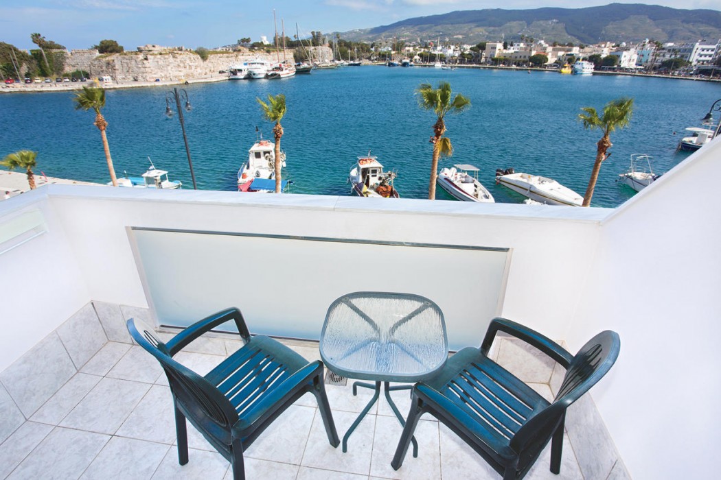 Kosta Palace City Hotel 85/157