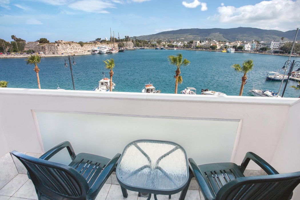 Kosta Palace City Hotel 59/157