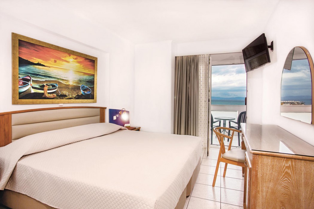 Kosta Palace City Hotel 64/157