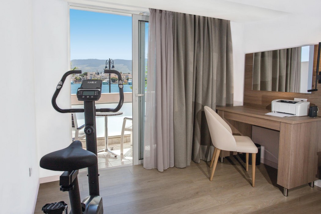 Kosta Palace City Hotel 66/157