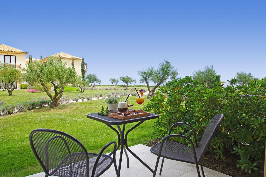 Mediterranean Village Hotel & Spa 16/88