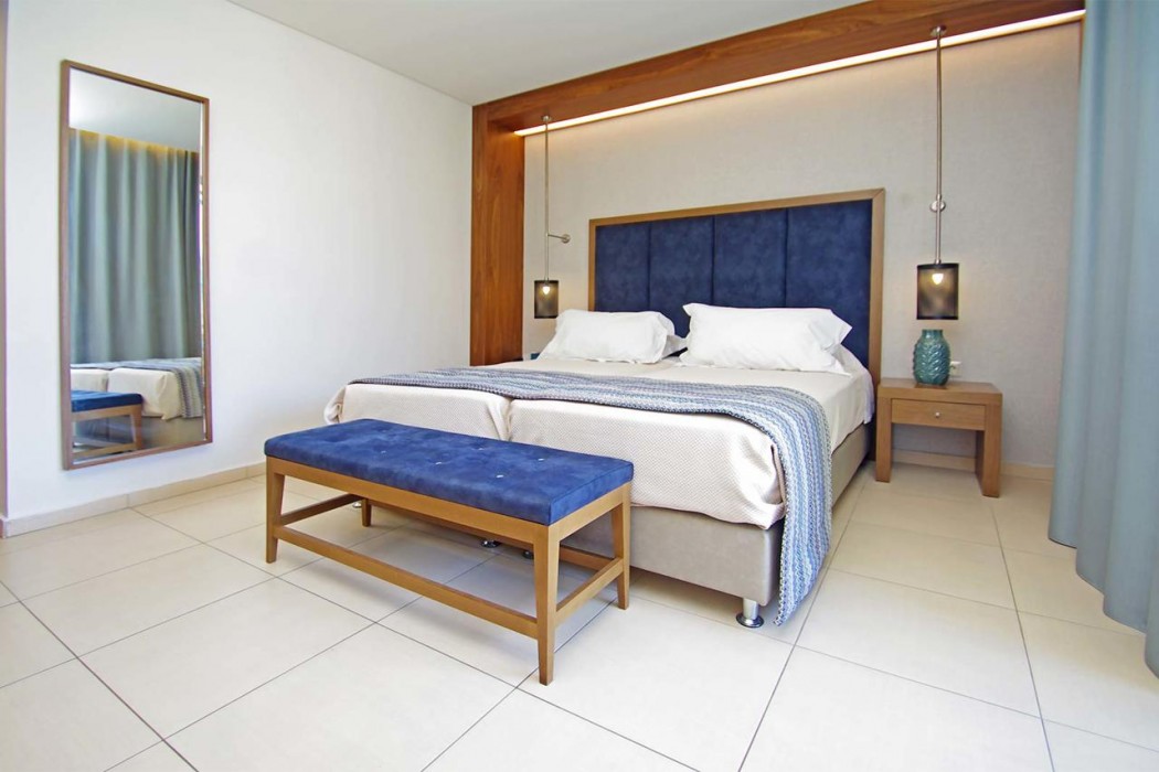 Mediterranean Village Hotel & Spa 18/88