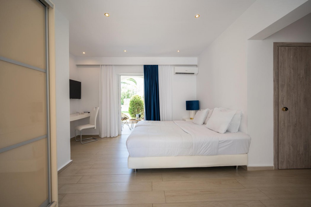 Smy Kos Beach and Splash 30/154
