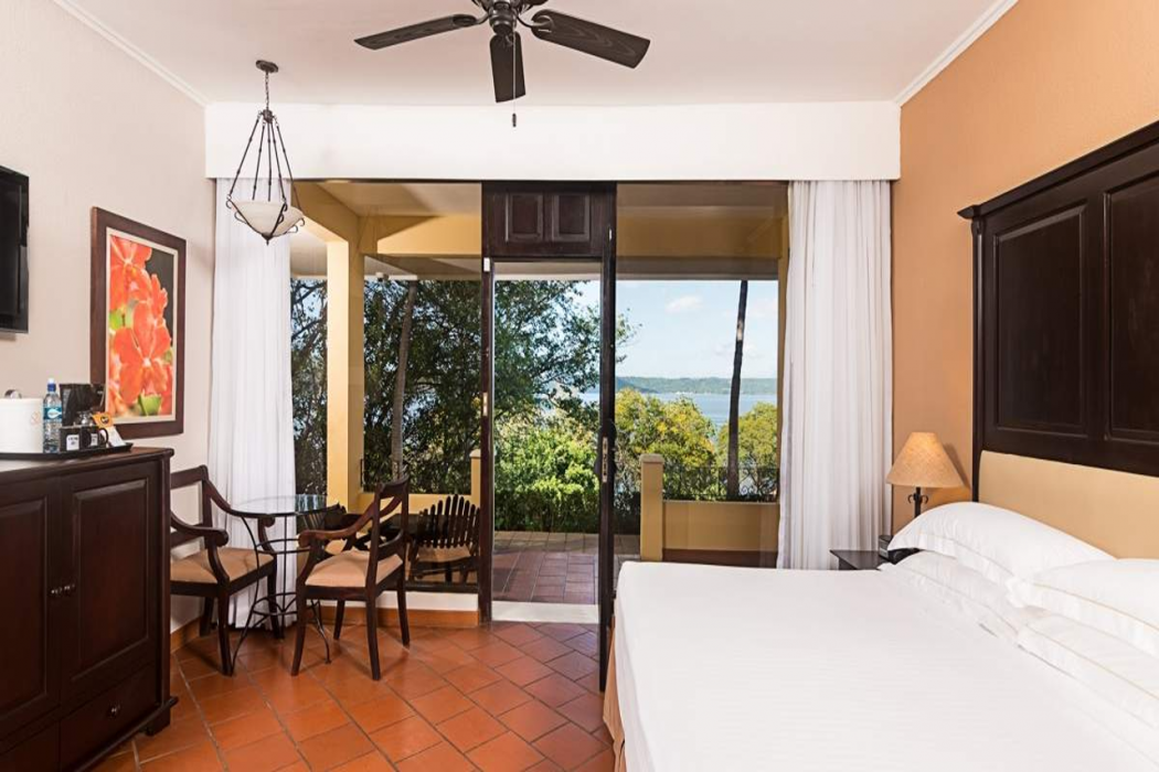 Occidental Papagayo - Adults only 17/79