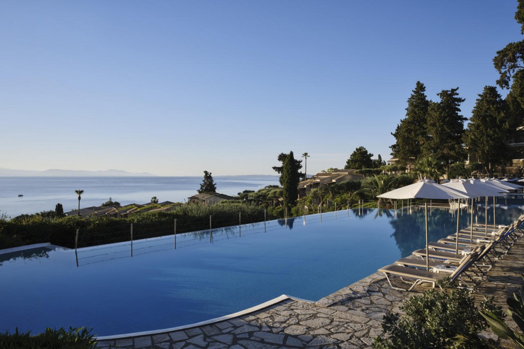 Aeolos Beach Resort Corfu 18/30