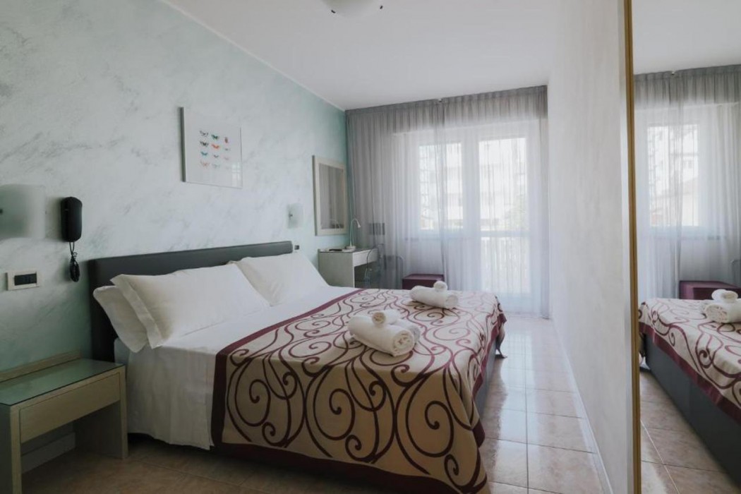 Hotel Gloria 21/68