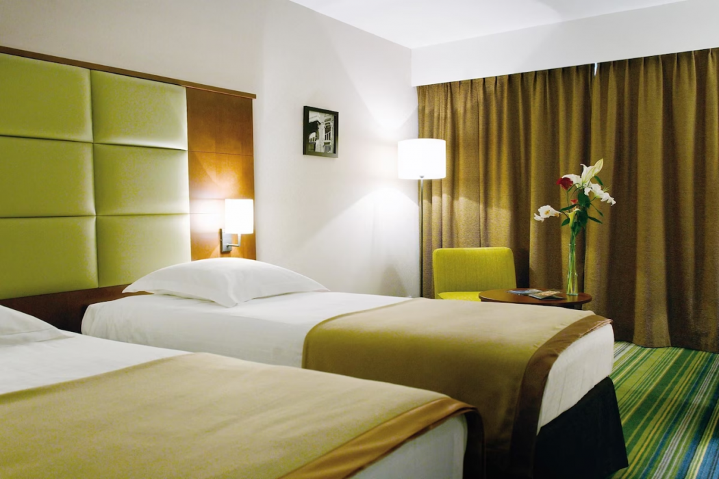 New Hotel Charlemagne 10/16