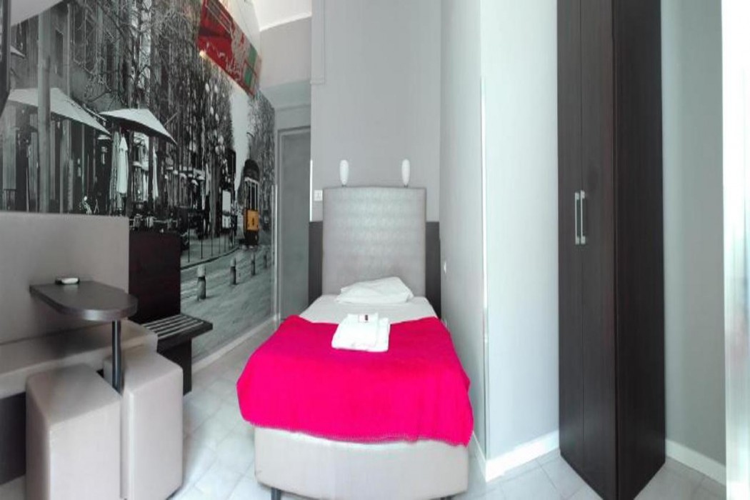 New Generation Hostel Milan Center Navigli 14/49