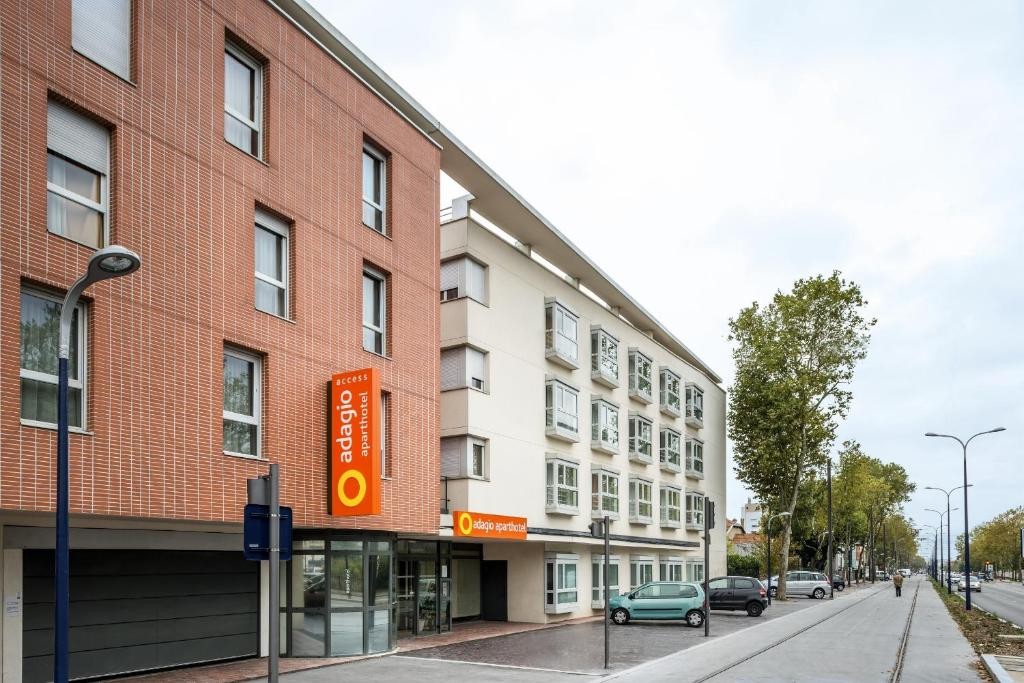 Aparthotel Adagio Access Paris Clamart 1/35