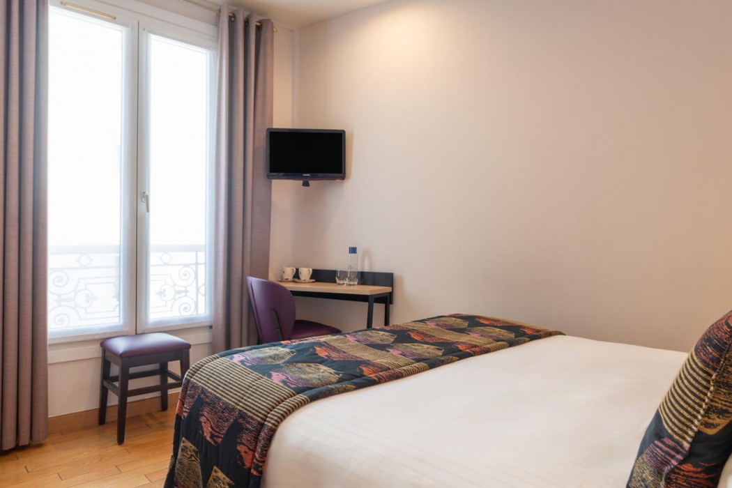 Grand Hotel Dore 10/81
