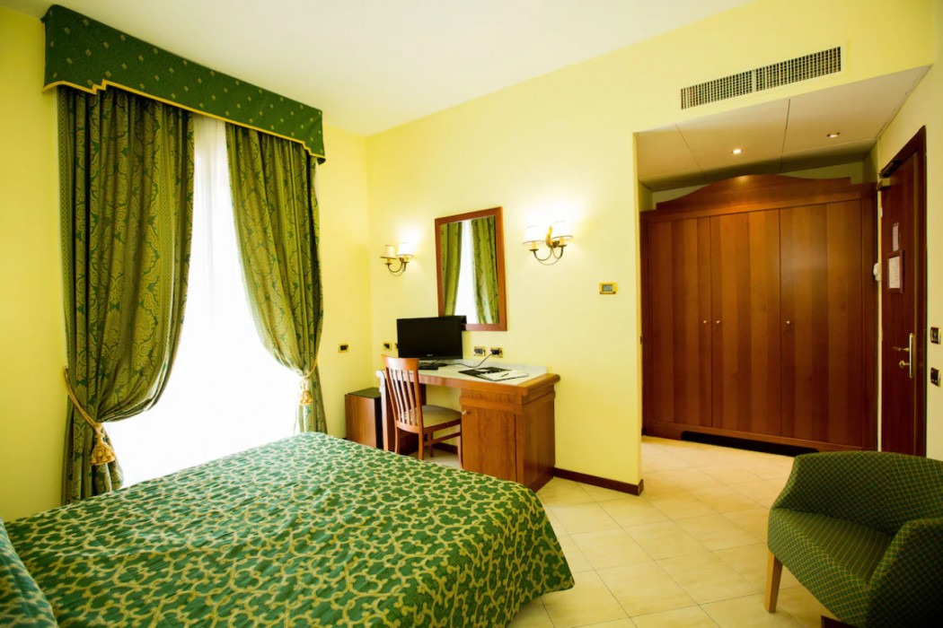 Grand Hotel Elite 13/64