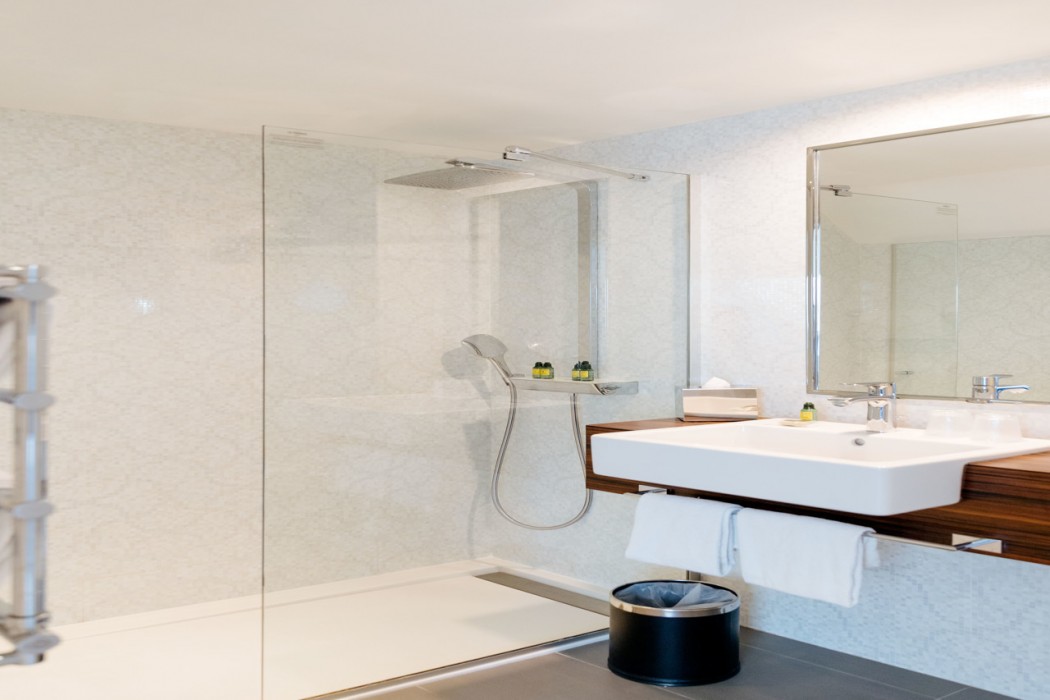 Le Parisis Hotel 23/33