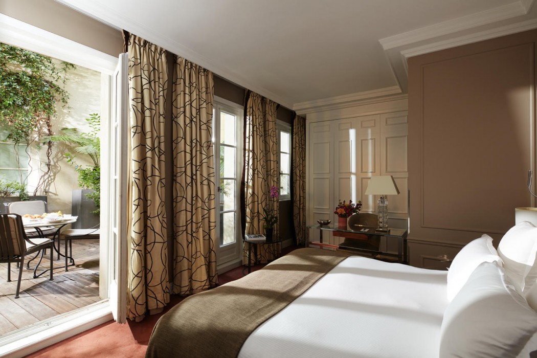 Le Burgundy Paris 10/147