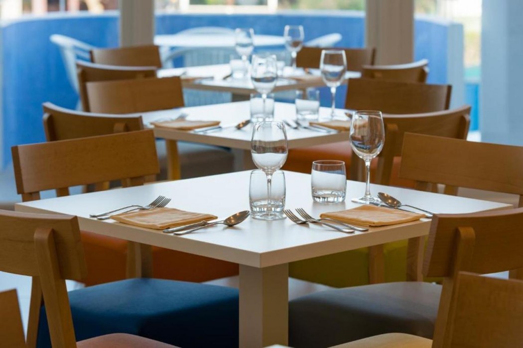 Hotel Mediterraneo 24/37