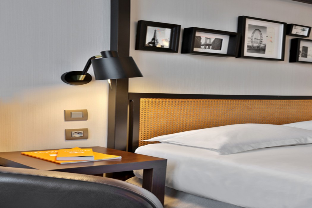 Londres et New York Hotel 27/67
