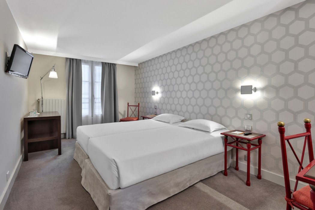 Londres et New York Hotel 18/67