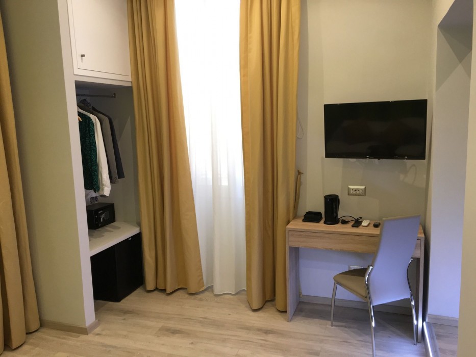Roma Veneto Relais 28/96
