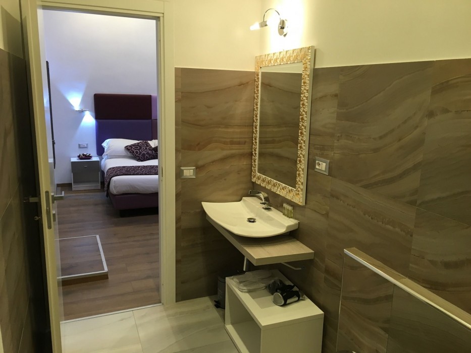 Roma Veneto Relais 58/96