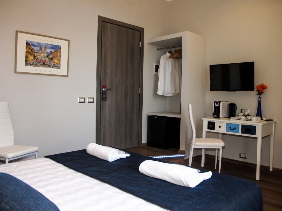 Roma Veneto Relais 53/96