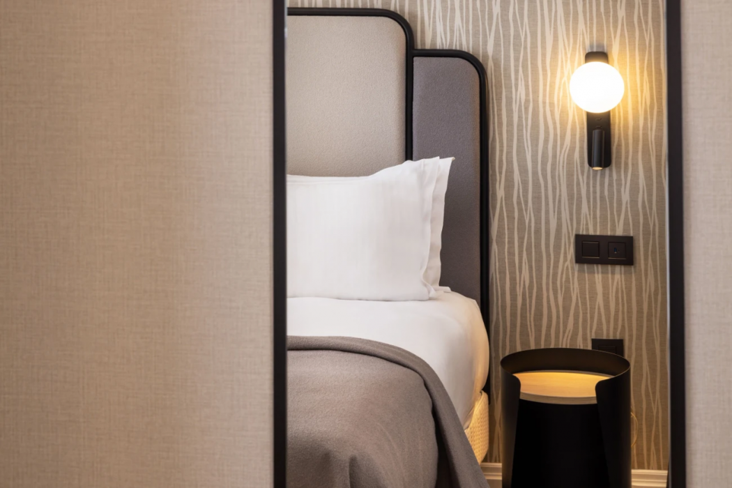 Le 46 Hotel 23/70