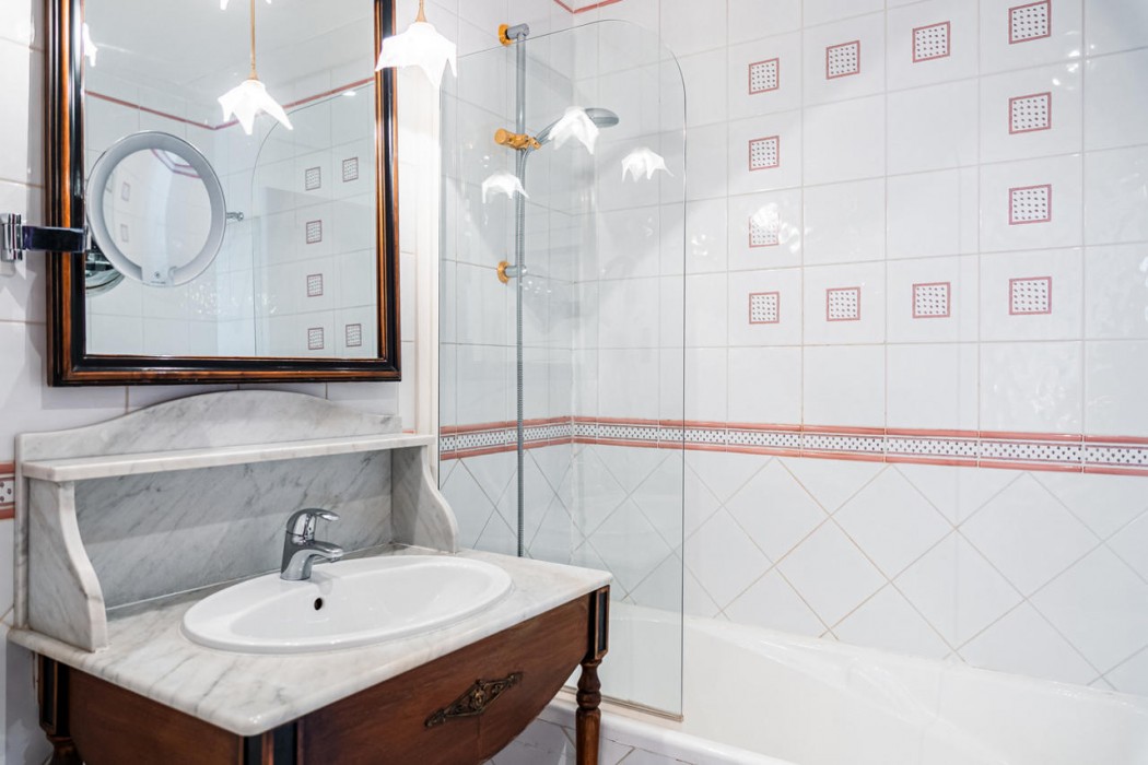Room at Maison Eugenie, PARIS