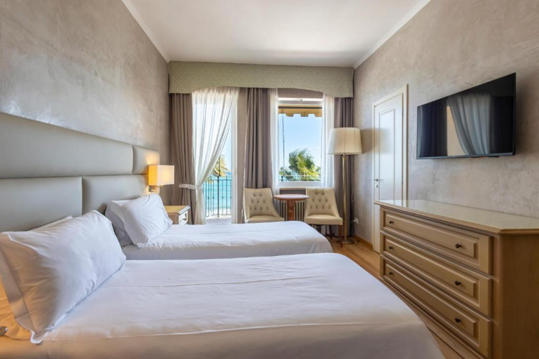 B&B Hotel Diano Marina Palace 12/26