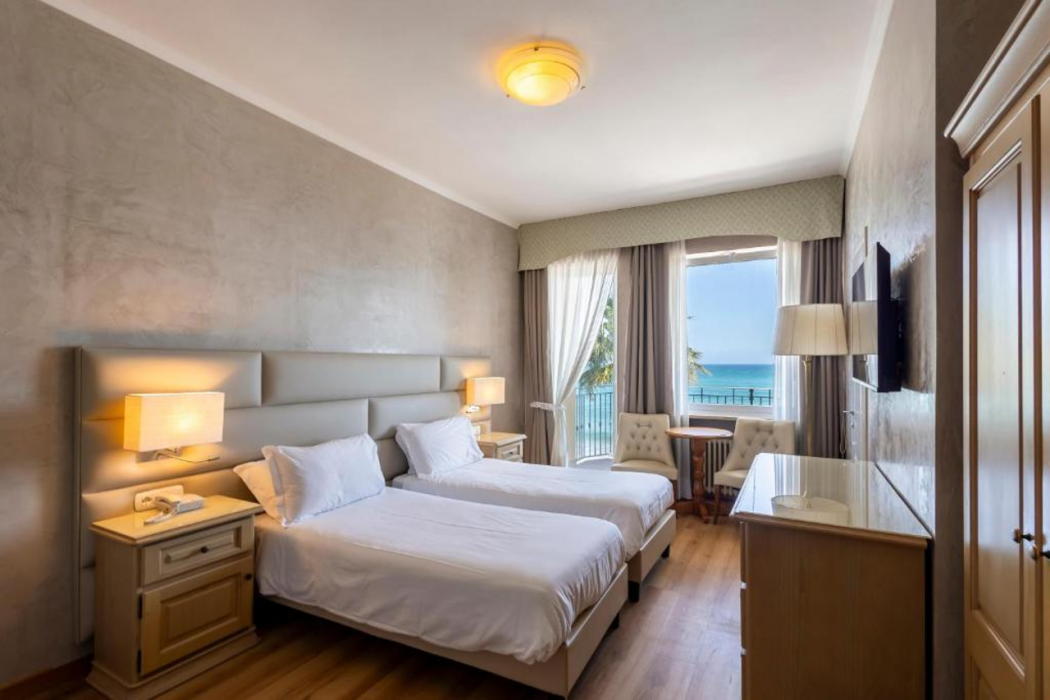 B&B Hotel Diano Marina Palace 7/26