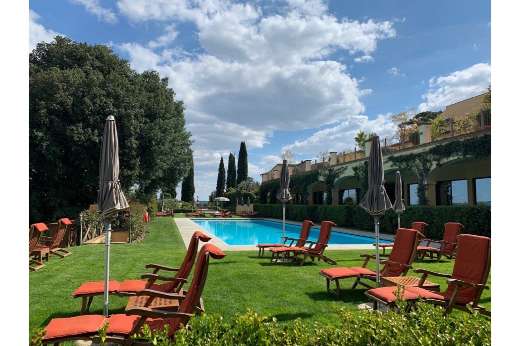 COMO Castello Del Nero 34/64