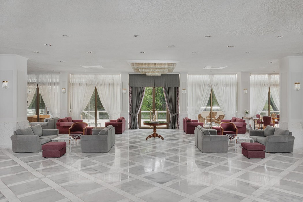 Sun Beach Hotel 7/53