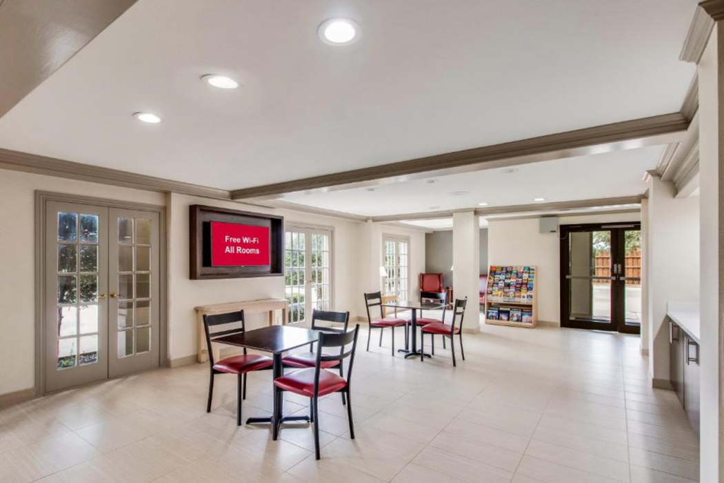 Red Roof PLUS Dallas - Addison 12/25