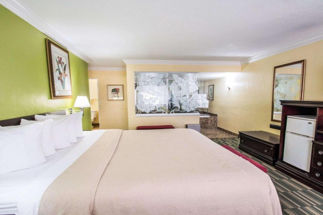 Comfort Inn & Suites Ormond Beach Oceanfront 14/25