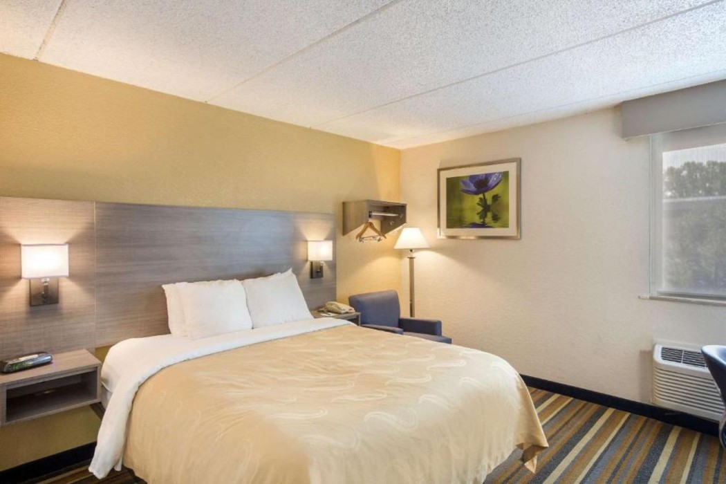 Quality Inn Albany Colonie 14/31